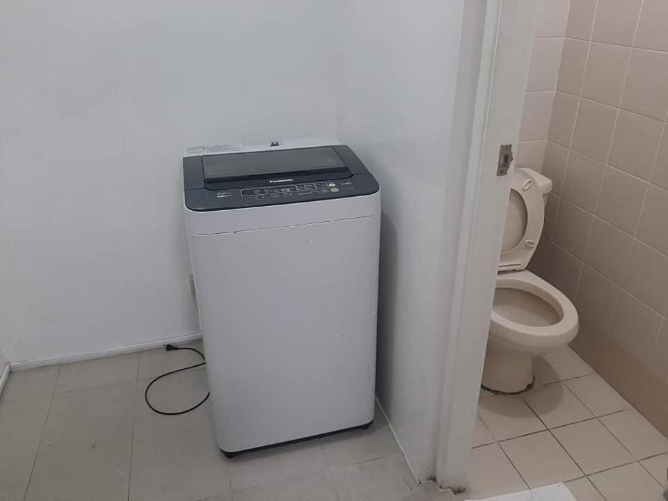 Spacious 2 Bedroom Unit With Pool マニラ市 エクステリア 写真